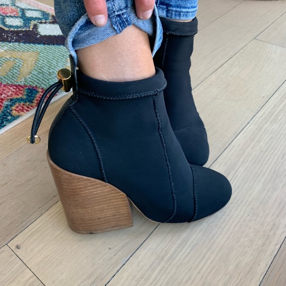 DESIGNER CHLOE Block Heel Bootie size 7 - Picture 4 of 8